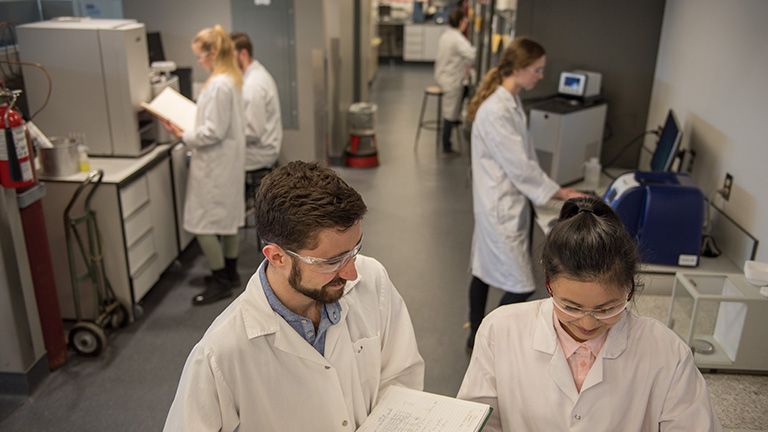 Laboratoire sciences des aliments